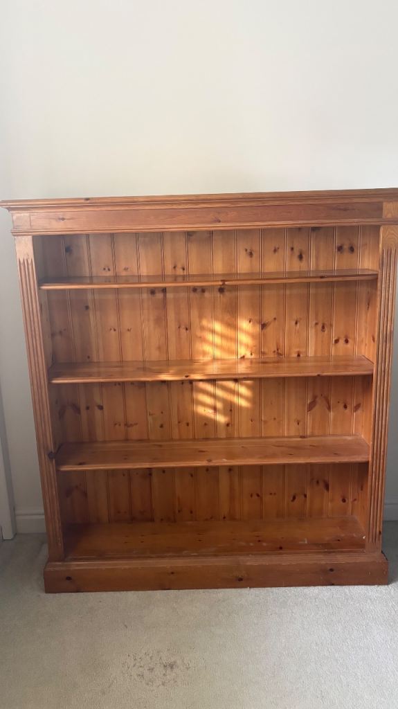 Book case pine