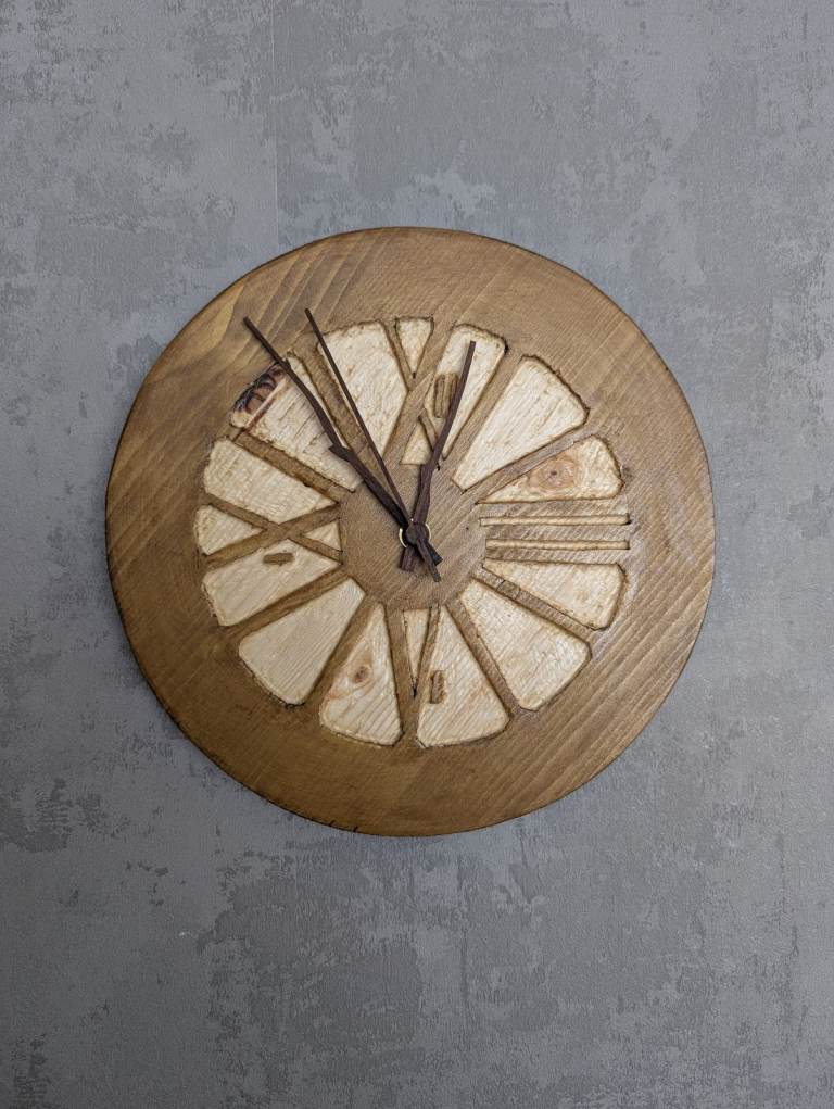 Wall clock