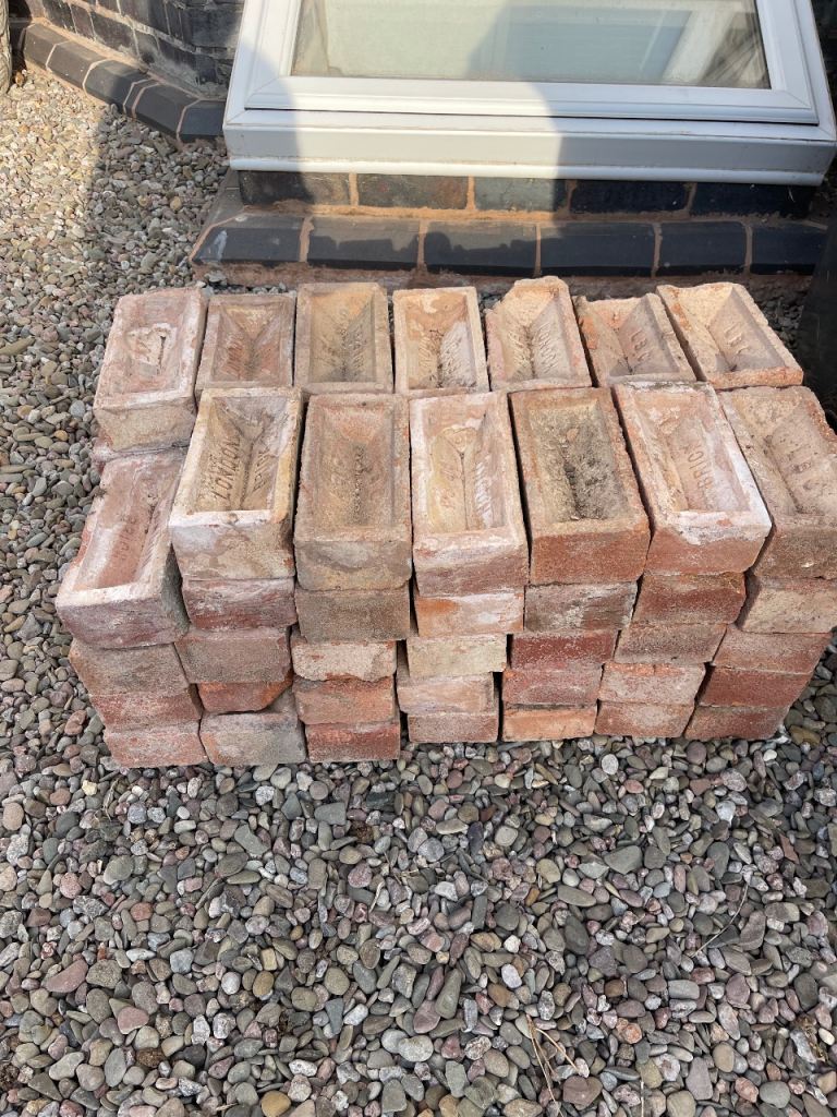 69 x Reclaimed London Bricks for free