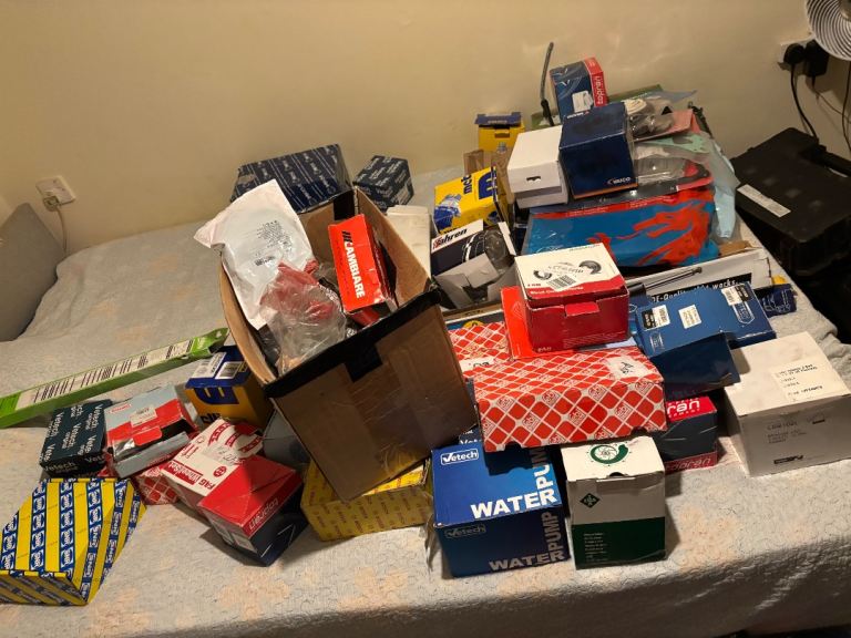 100 piece car part job lot 