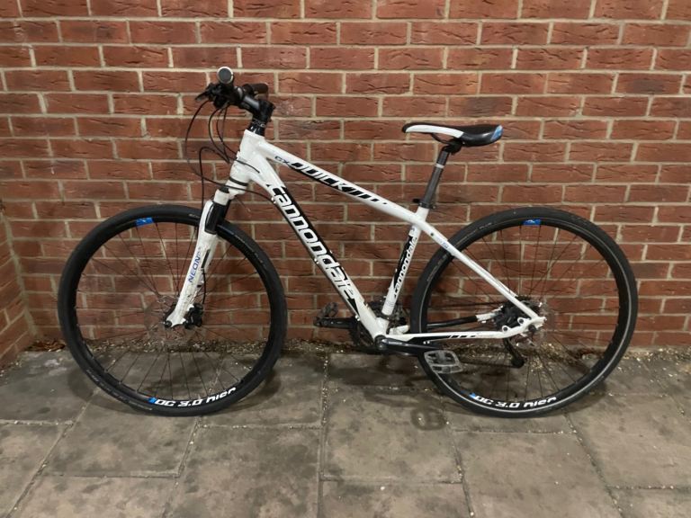 BEST BIKE Cannondale Quick CX 3 Performance Hybrid with Hydraulic Disc Brakes - CRACKED FORK