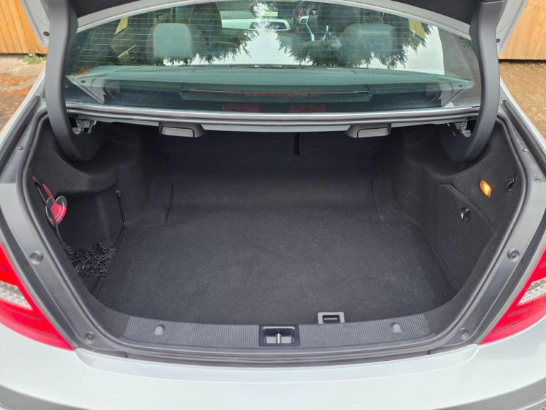 2013 Mercedes-Benz C Class C220 CDI BlueEFFICIENCY AMG Sport Plus 4dr Auto SALOON DIESEL Automatic