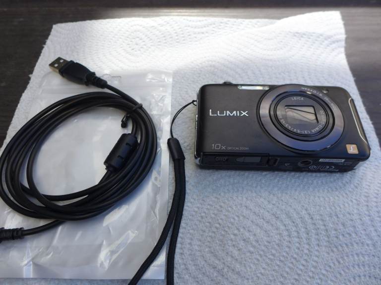 Panasonic Lumix SZ5 14mp 10x zoom wifi