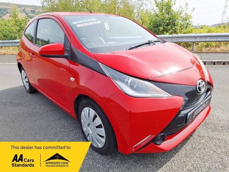 2015 Toyota AYGO 1.0 VVT-i x-play Hatchback 3dr Petrol Manual Euro 5 Euro 5 (68 ps) Hatchback Pet...