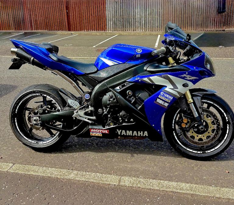Yamaha R1