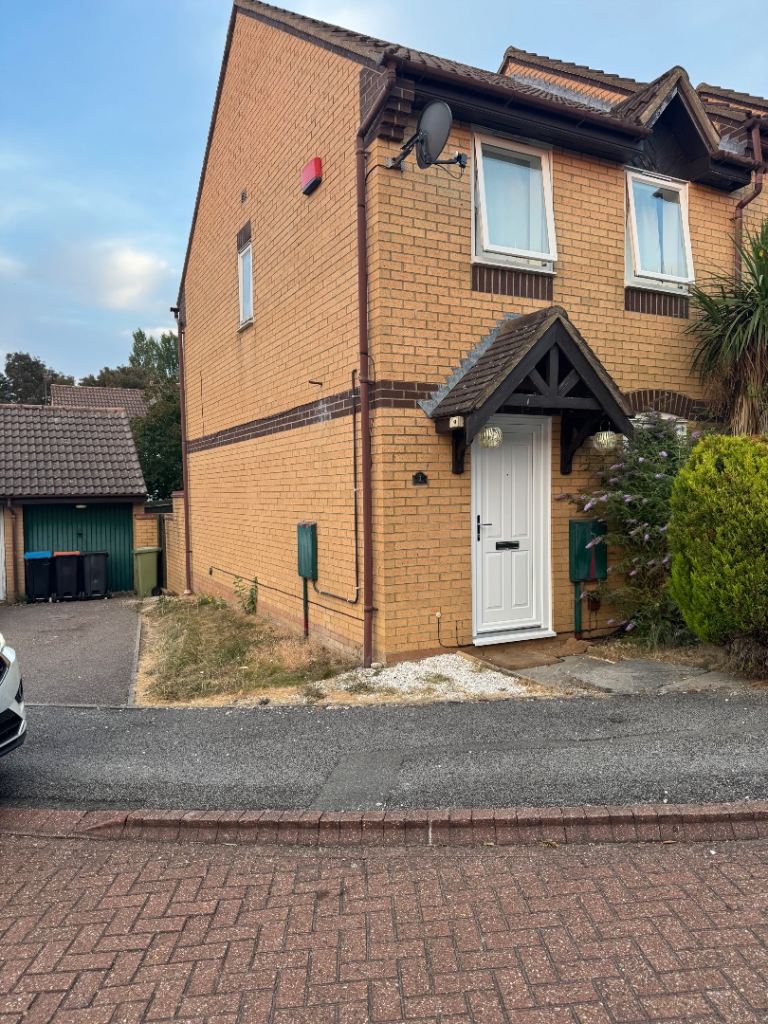 2 bed with garage 