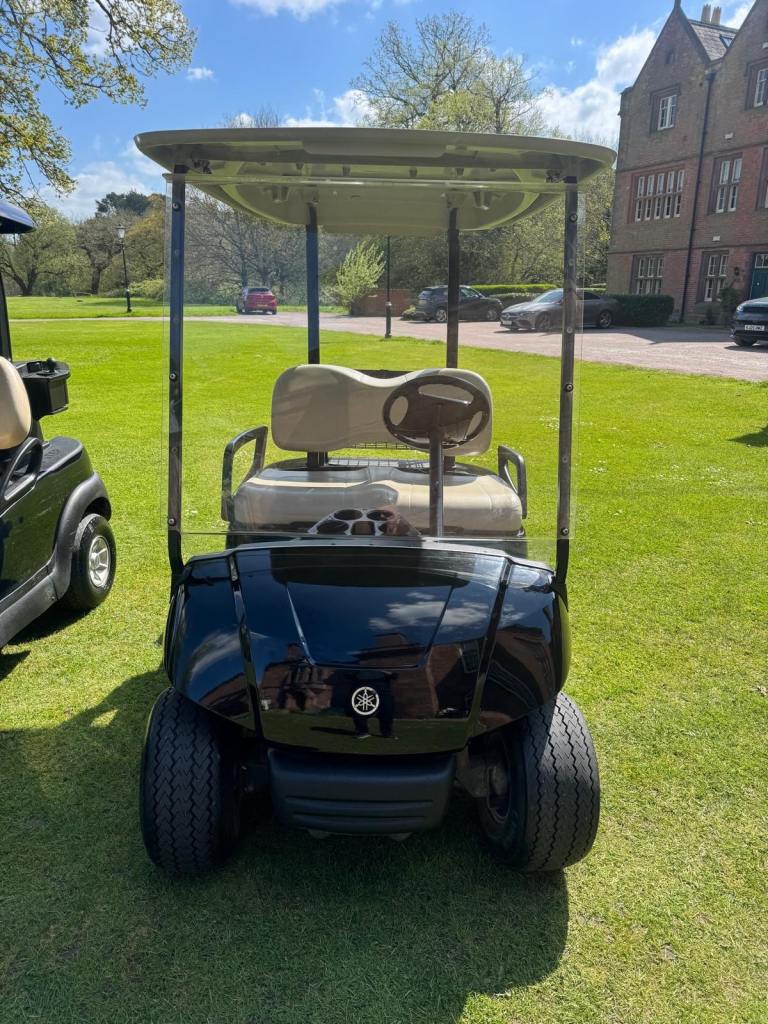 Golf buggy 