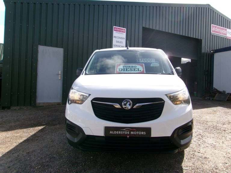 2020 Vauxhall Combo 2000 1.5 Turbo D 100ps H1 Edition Van PANEL VAN DIESEL Manual