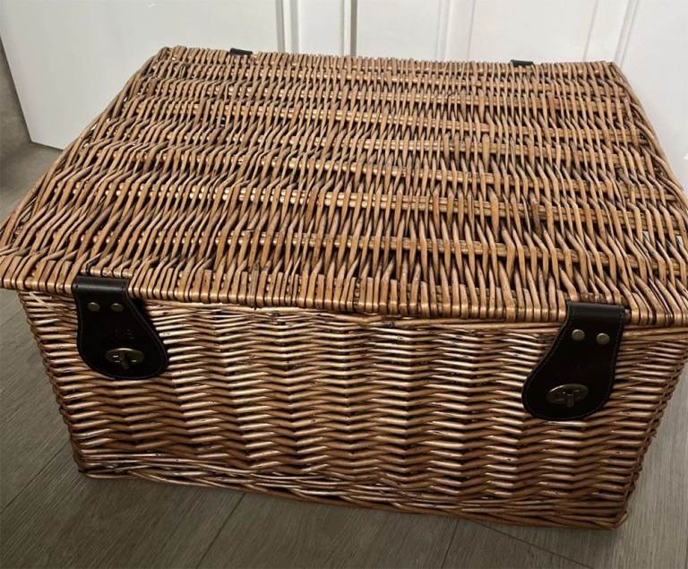 Authentic Marks And Spencer M&S Christmas Hamper, Picnic Basket, Storage