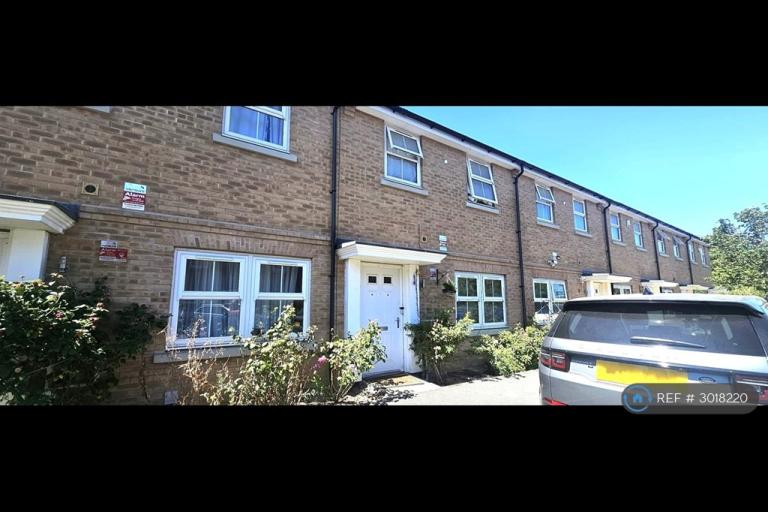 3 bedroom house in Bluebell Terrace, West Drayton, UB7 (3 bed) (#3018220)