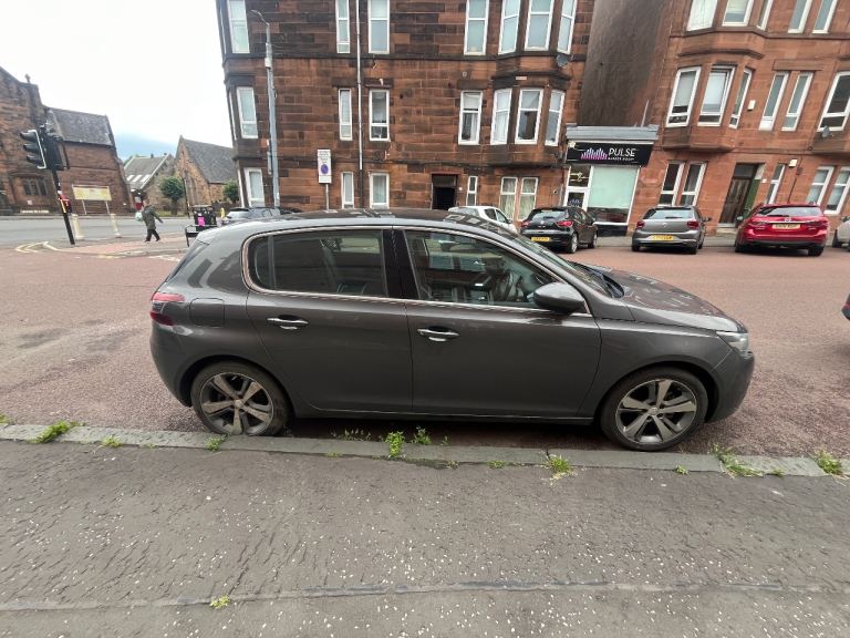 Peugeot 308, Hatchback, 2019, Manual, 1199 (cc), 5 doors
