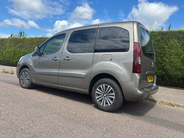 2014 Peugeot partner tepee 1.6 SE WAV wheelchair access with ramp and electric winch