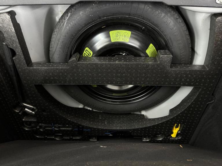 2016 Peugeot 2008 1.6 BlueHDi 100 Active 5dr [Non Start Stop] HATCHBACK DIESEL Manual