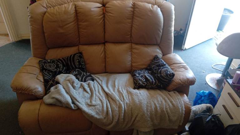 Two 2 seater lazy boys sofas