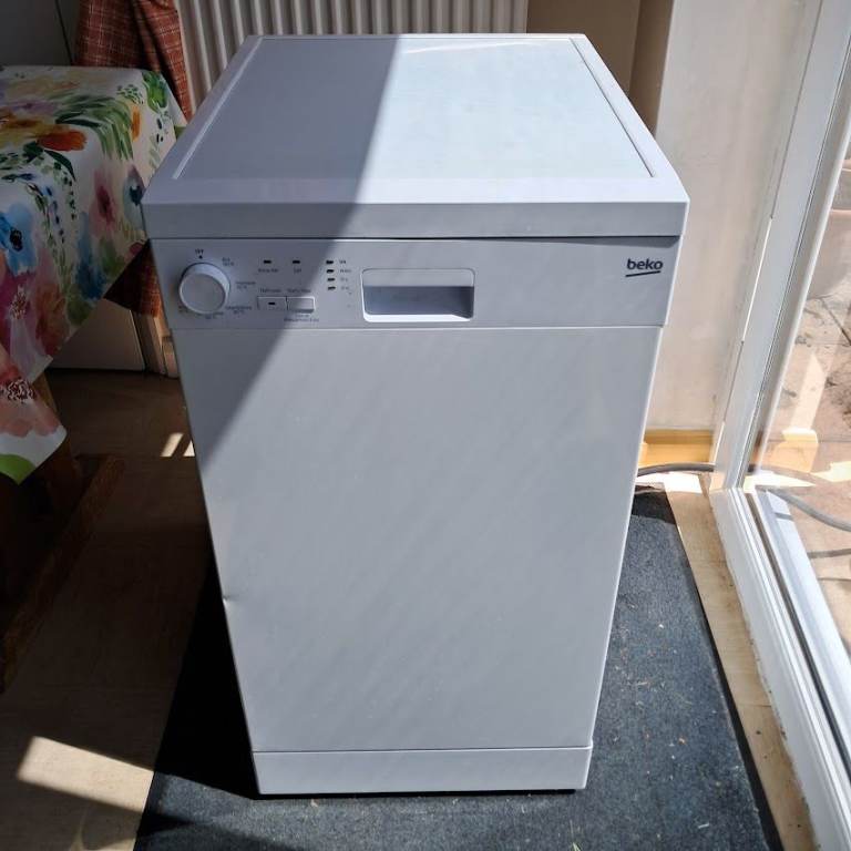 Slimline, Beko Dishwasher. White