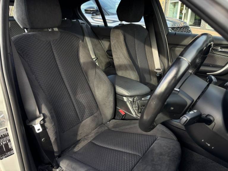 2015 BMW 1 Series 118i [1.5] M Sport 5dr Step Auto HATCHBACK PETROL Automatic