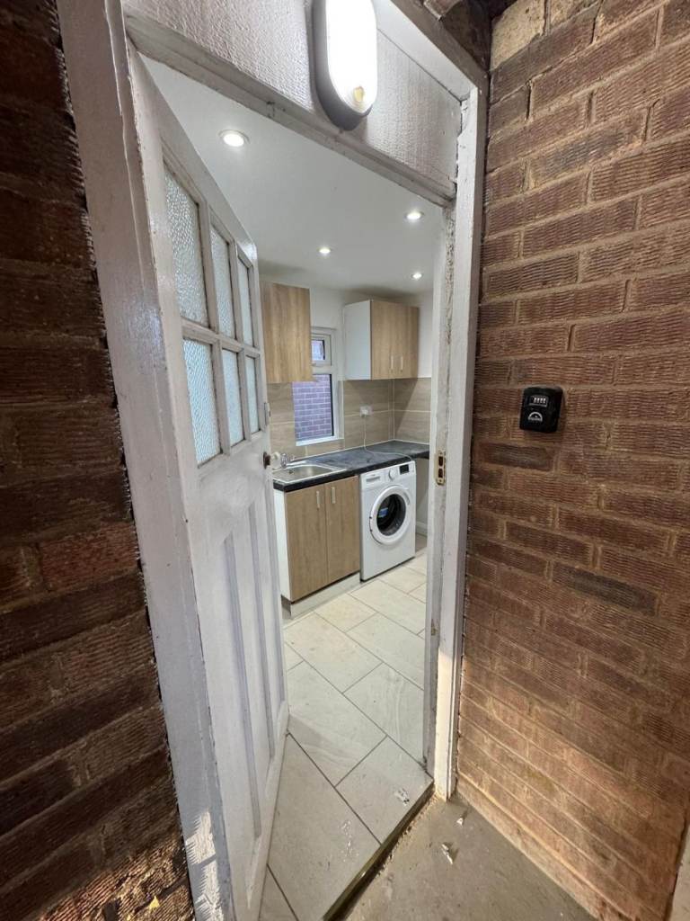 Studio room to rent