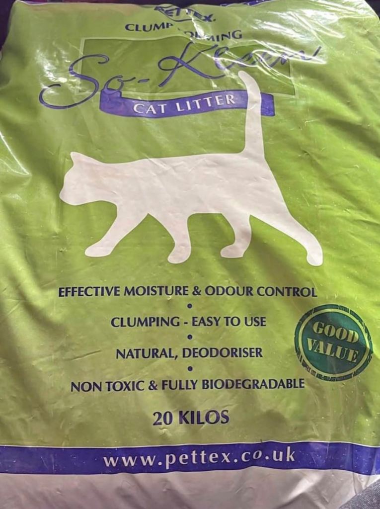 Cat litter 20 kg £5 bargain 
