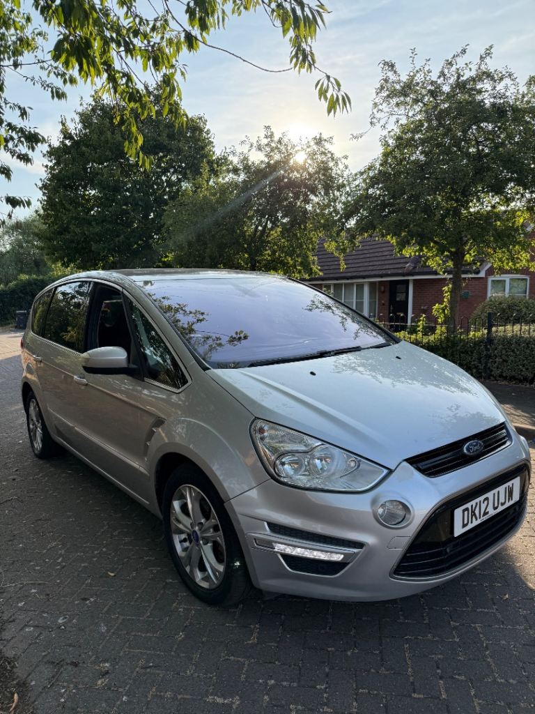 1 Owner Ford S Max 2.0 Diesel Titanium - AUTOMATIC - 7 SEATS - YEARS MOT