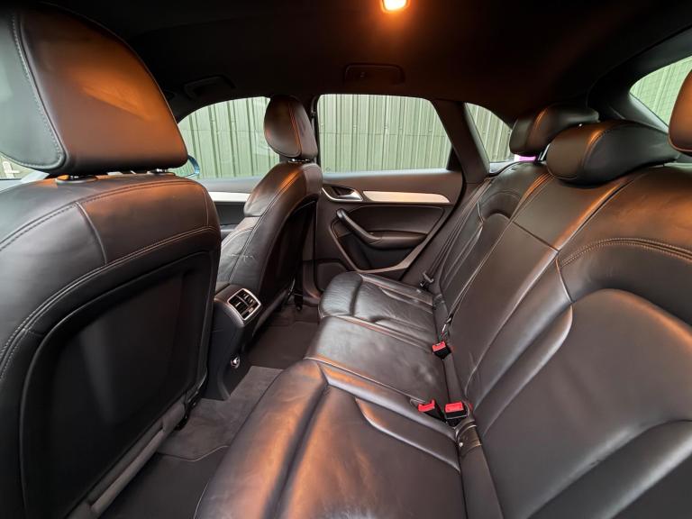 2015 Audi Q3 2.0 TDI S line S Tronic quattro Euro 6 (s/s) 5dr ESTATE Diesel Automatic