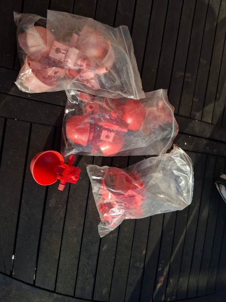 x16 Poultry Drinker Cups