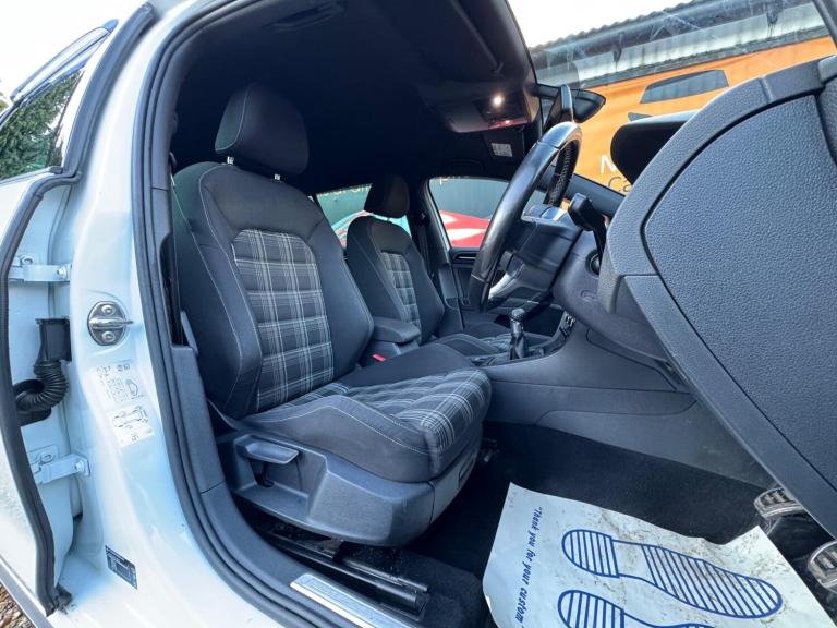 2016 Volkswagen Golf 2.0 TDI BlueMotion Tech GTD Euro 6 (s/s) 5dr HATCHBACK Diesel Manual