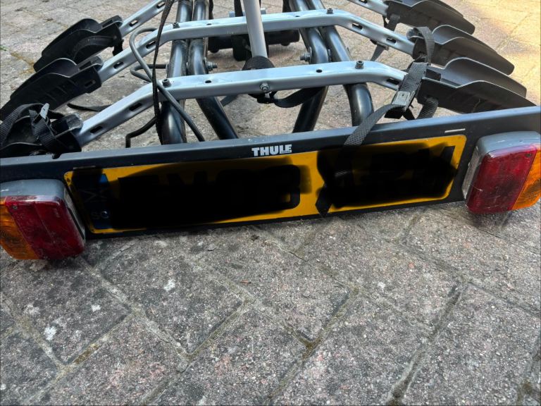Thule Bike Rack with Light Board – Good Condition