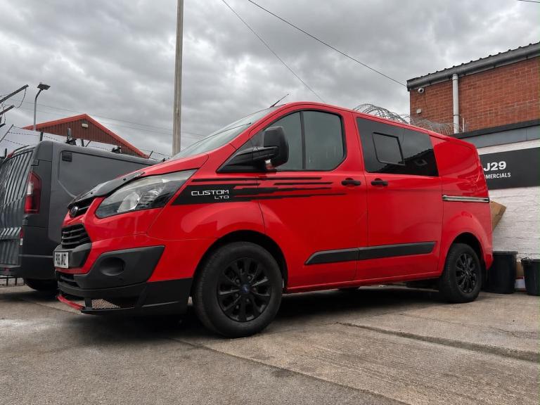 2013 Ford Transit Custom Crew Cab removable seats x6 low miles only £6999 no vat