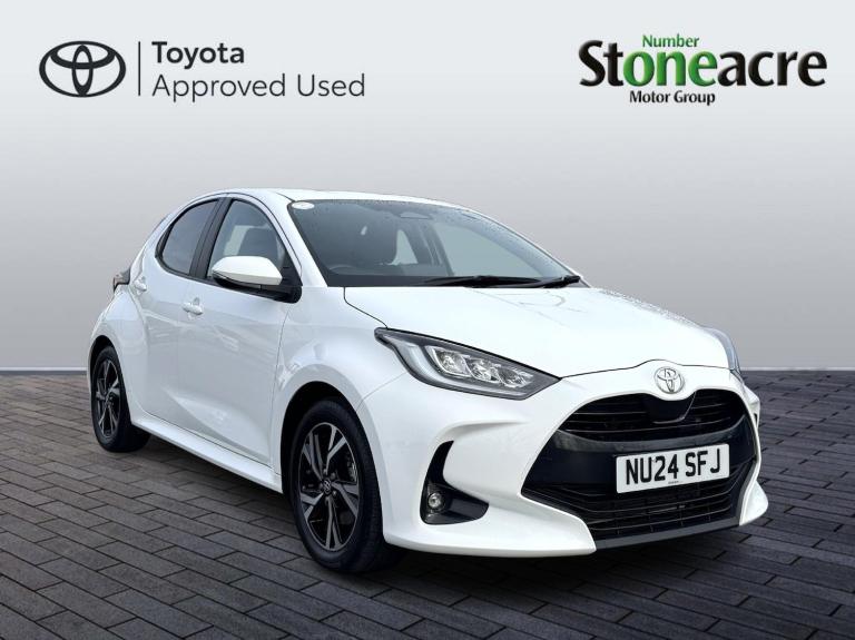 2024 Toyota Yaris 1.5 VVT-h Design Hatchback 5dr Petrol Hybrid E-CVT Euro 6 (s/s) (116 ps) HATCHB...
