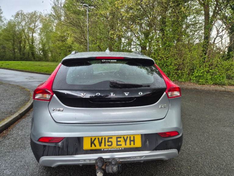 Volvo, V40, Hatchback, 2015, Manual, 1560 (cc), 5 doors