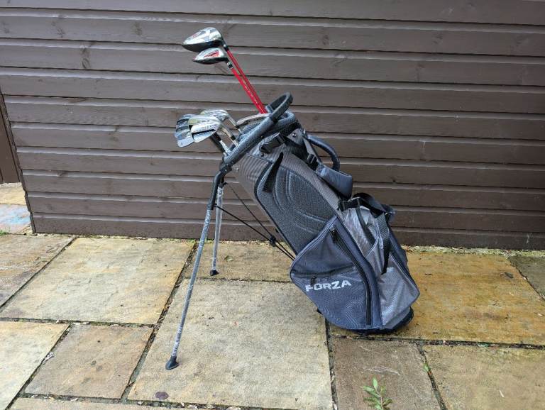 Right Handed Full Golf Set Callaway Driver, Cobra Irons & Putter, Wedges, 3 wood, NEW BAG Beginners