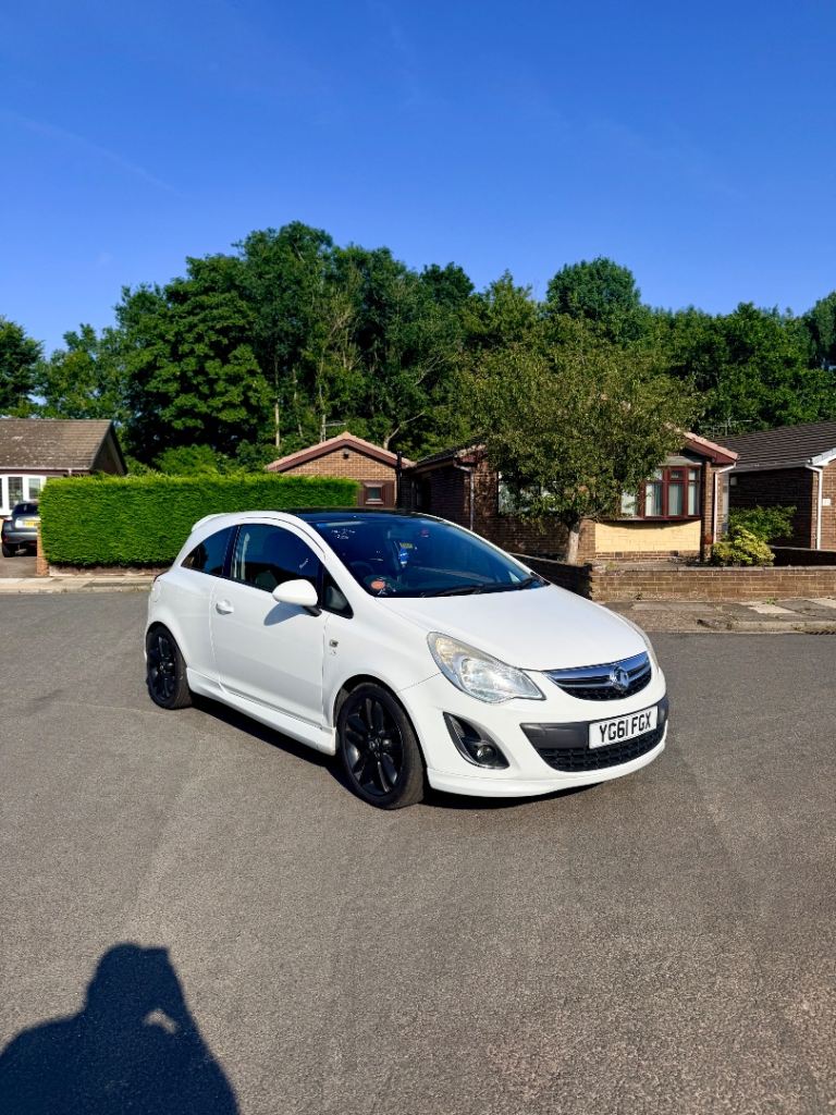Vauxhall Corsa Limited Edition HUGE FSH