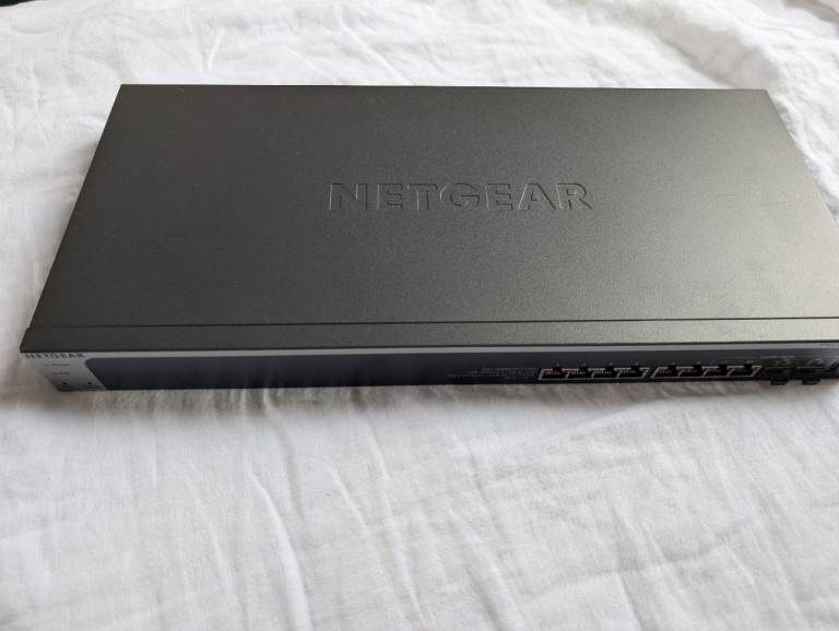NETGEAR ProSAFE XS708T 8-Port 10-Gigabit Smart Managed Network Switch