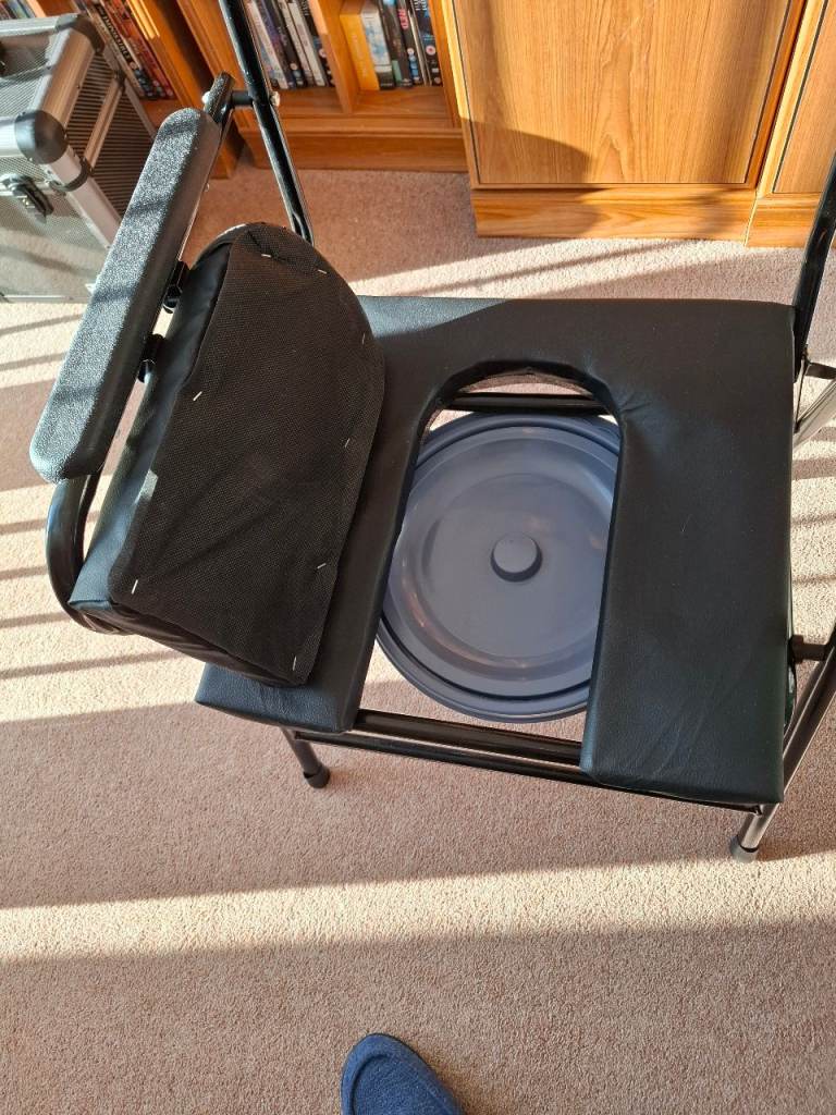 Folding chair commode 