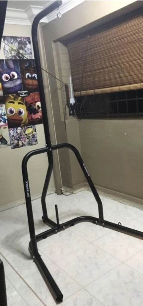 Decathlon Domyo/Outshock Punching Stand with Everlast bag