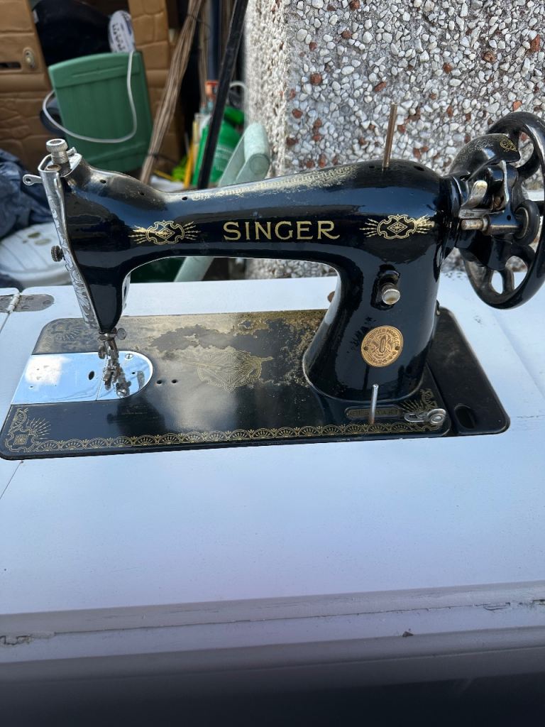 Singer sewing machine