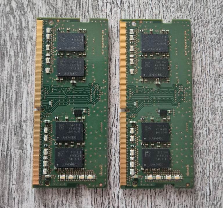 SAMSUNG M471A1K43EB1-CWE DDR4-3200 Laptop SO-DIMM RAM memory (2 x 8GB = 16GB)