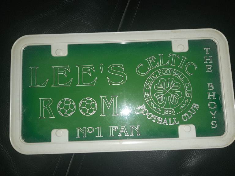 Lee room sign thanks 