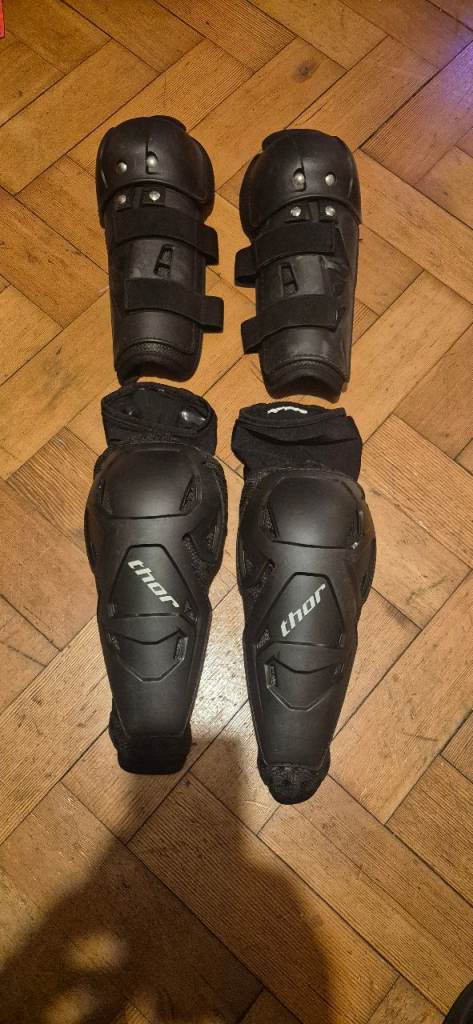 Youth thor knee pads and elbow pads 
