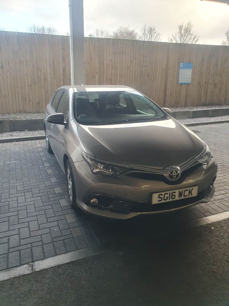 Toyota, AURIS, Hatchback, 2016, Manual, 1598 (cc), 5 doors