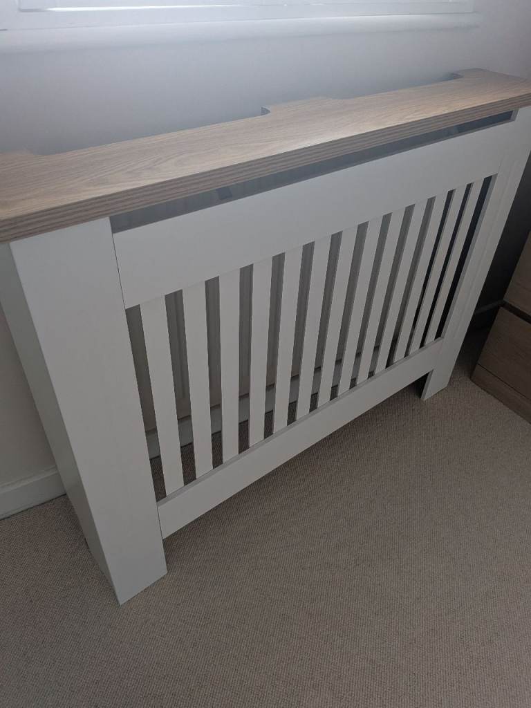 White Radiator Cover with Wooden Top – Good Condition