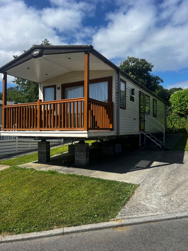 Static Caravan in Llanridian Holiday Park 