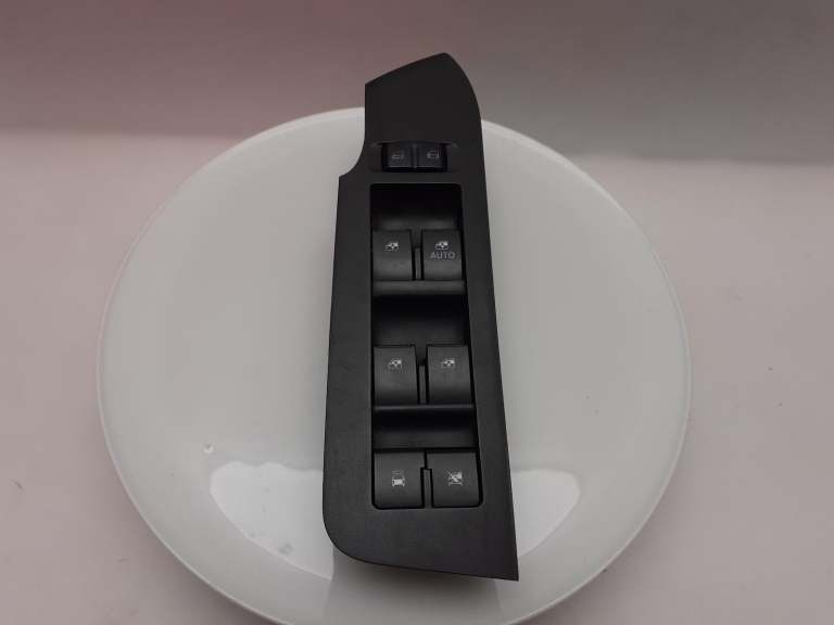 Chevrolet Captiva Electric Window Switch 2007-2012 5 Door Estate