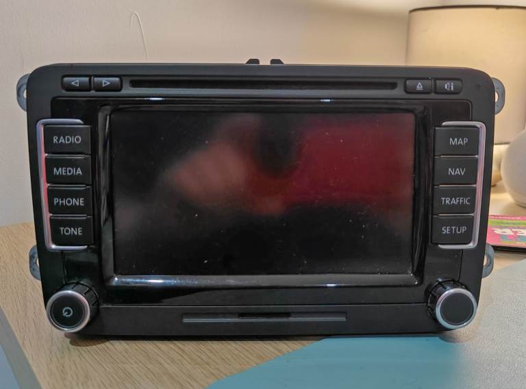 VW RNS510 Radio CD Navigation GPS Head Unit 2010 VW Polo Golf Passat & more