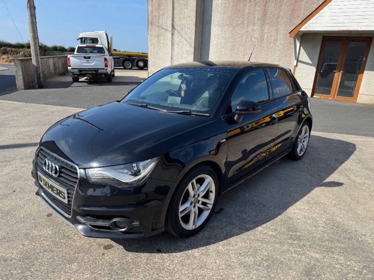 Audi, A1, Hatchback, 2012, Manual, 1598 (cc), 5 doors