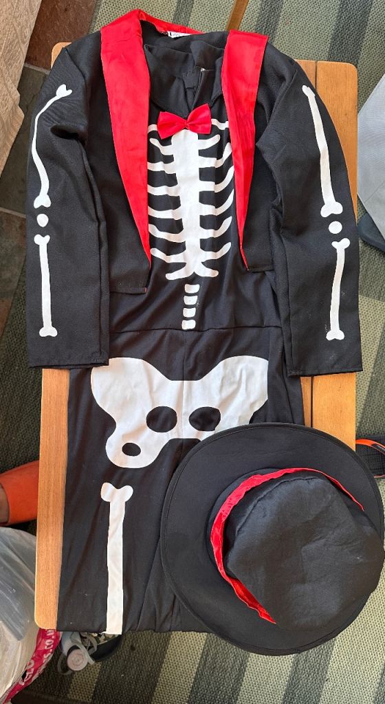 Kids Skeleton Fancy Dress Costume with Hat – Good Condition