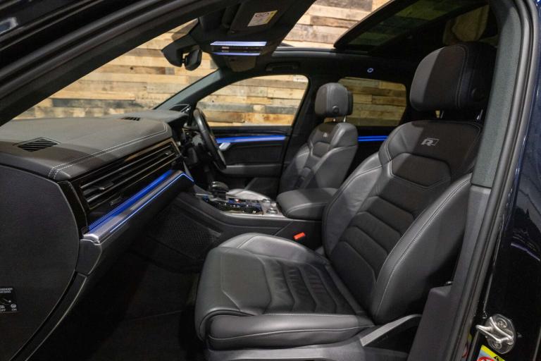 2021 Volkswagen Touareg 3.0 Touareg V6 Black Edition TDI Auto 4WD 5dr SUV Diesel Automatic