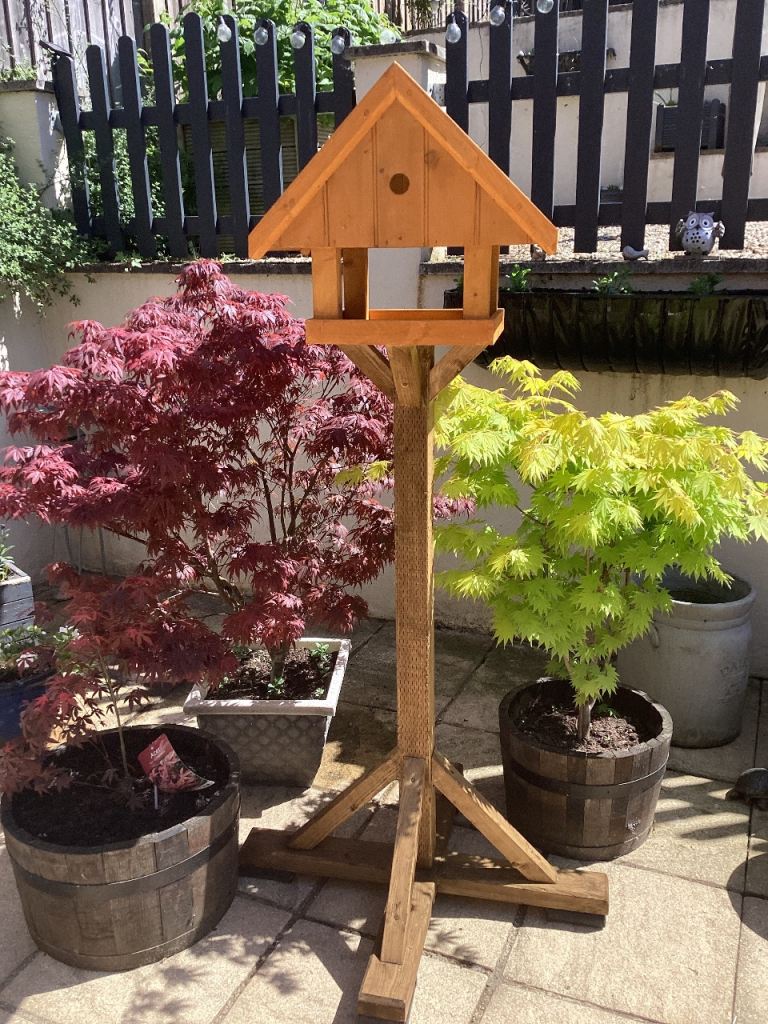 Bird table 