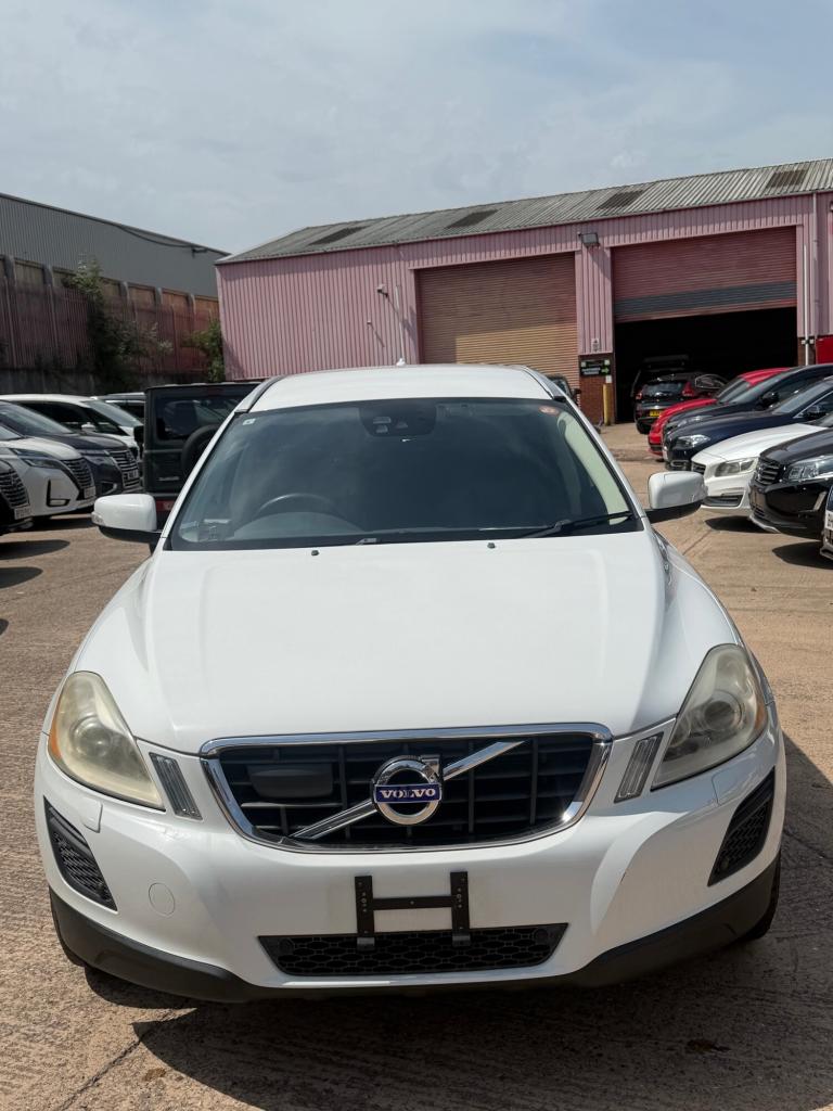 2013 Volvo XC60 T5 Se lux Premium Powershift  suv Petrol Automatic