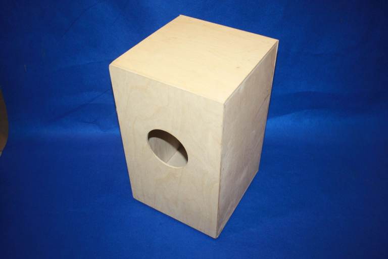 Schlagwerk Unvarnished Natural Wooden Cajon 11.1/2in x 11.1/2in x 19.1/2in High ~ £65 ono